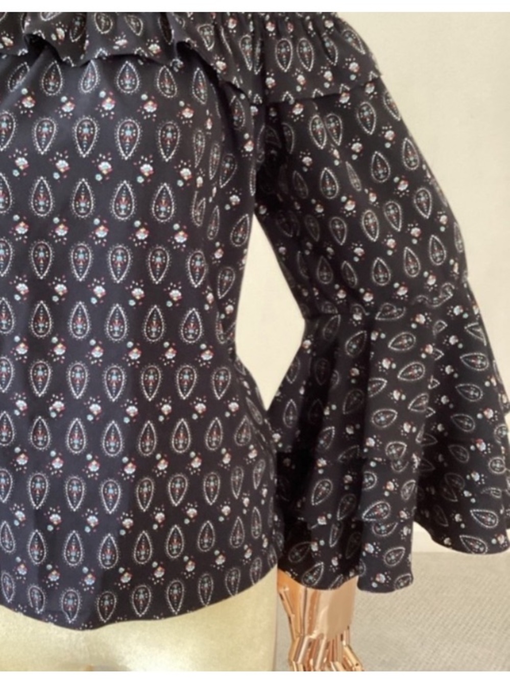 Misa Los Angeles Off-Shoulder Tiered Bell-Sleeve Blouse SZ S - Picture 5 of 6